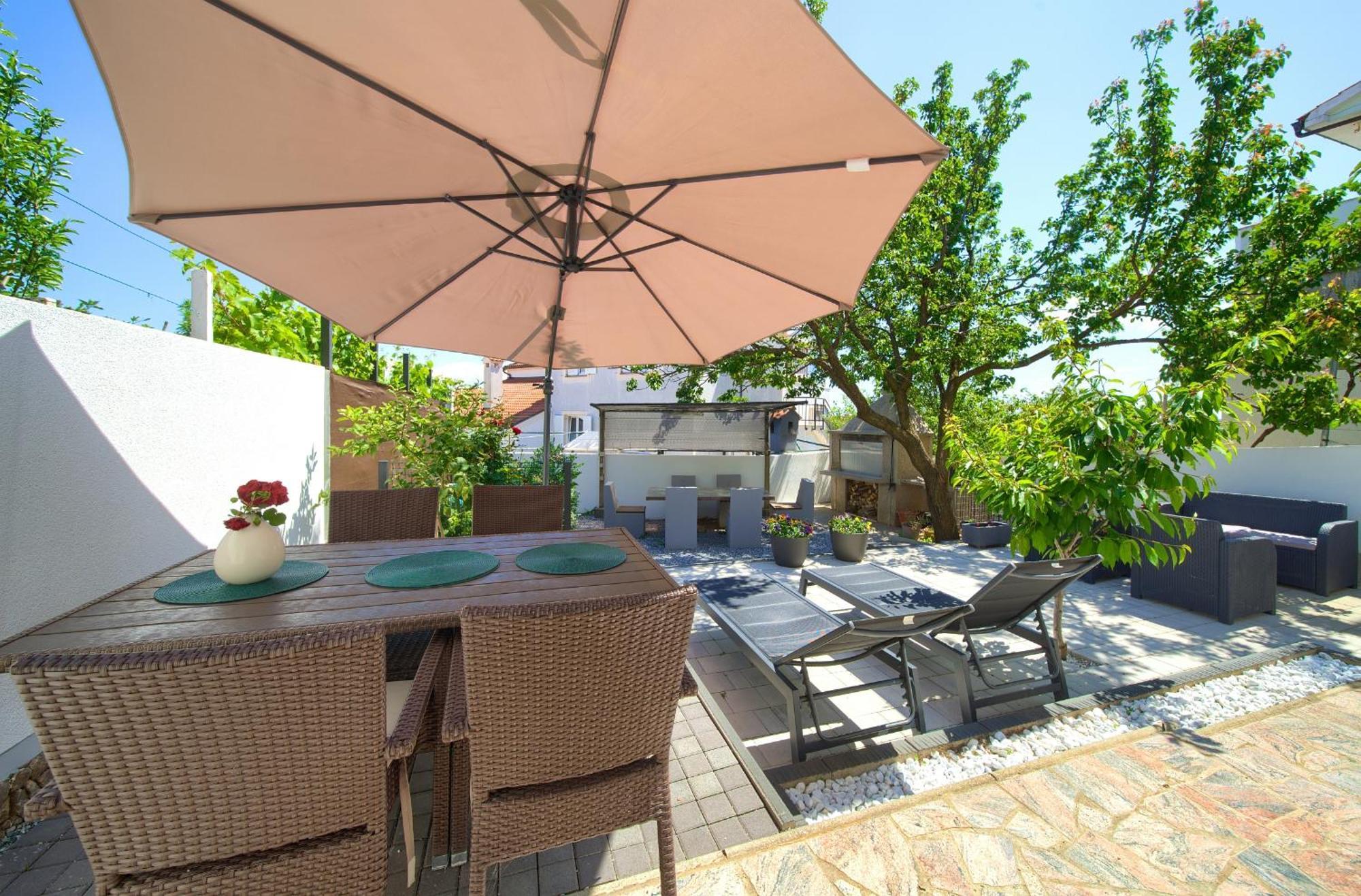 Apartments Sinisa - Krk Town Extérieur photo