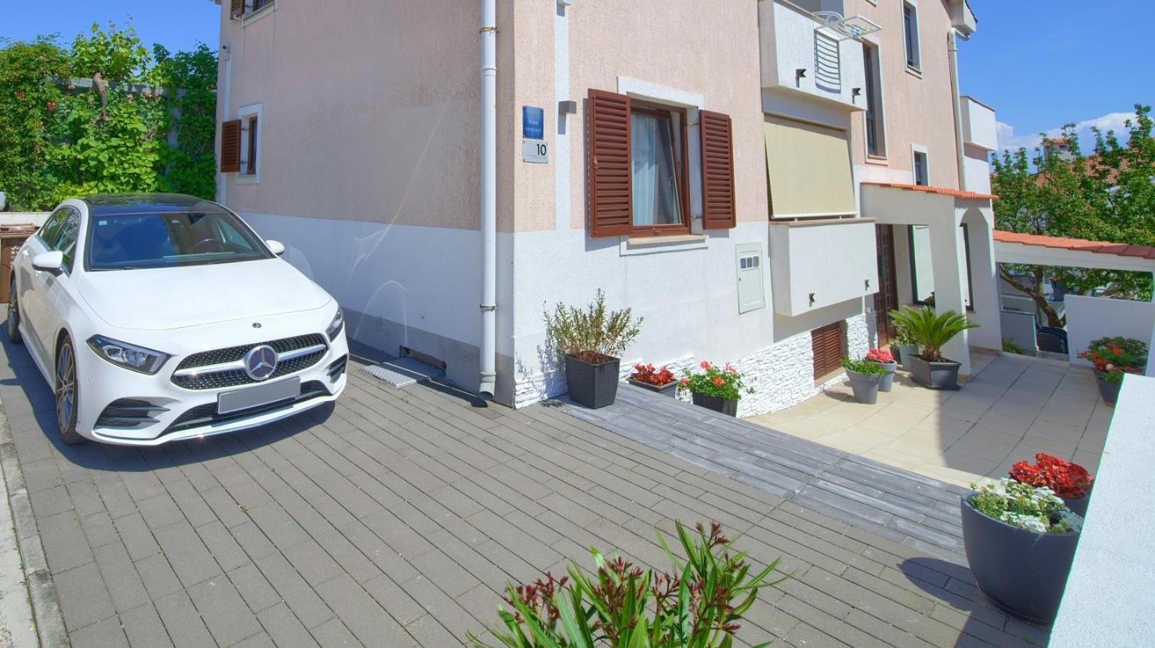 Apartments Sinisa - Krk Town Extérieur photo