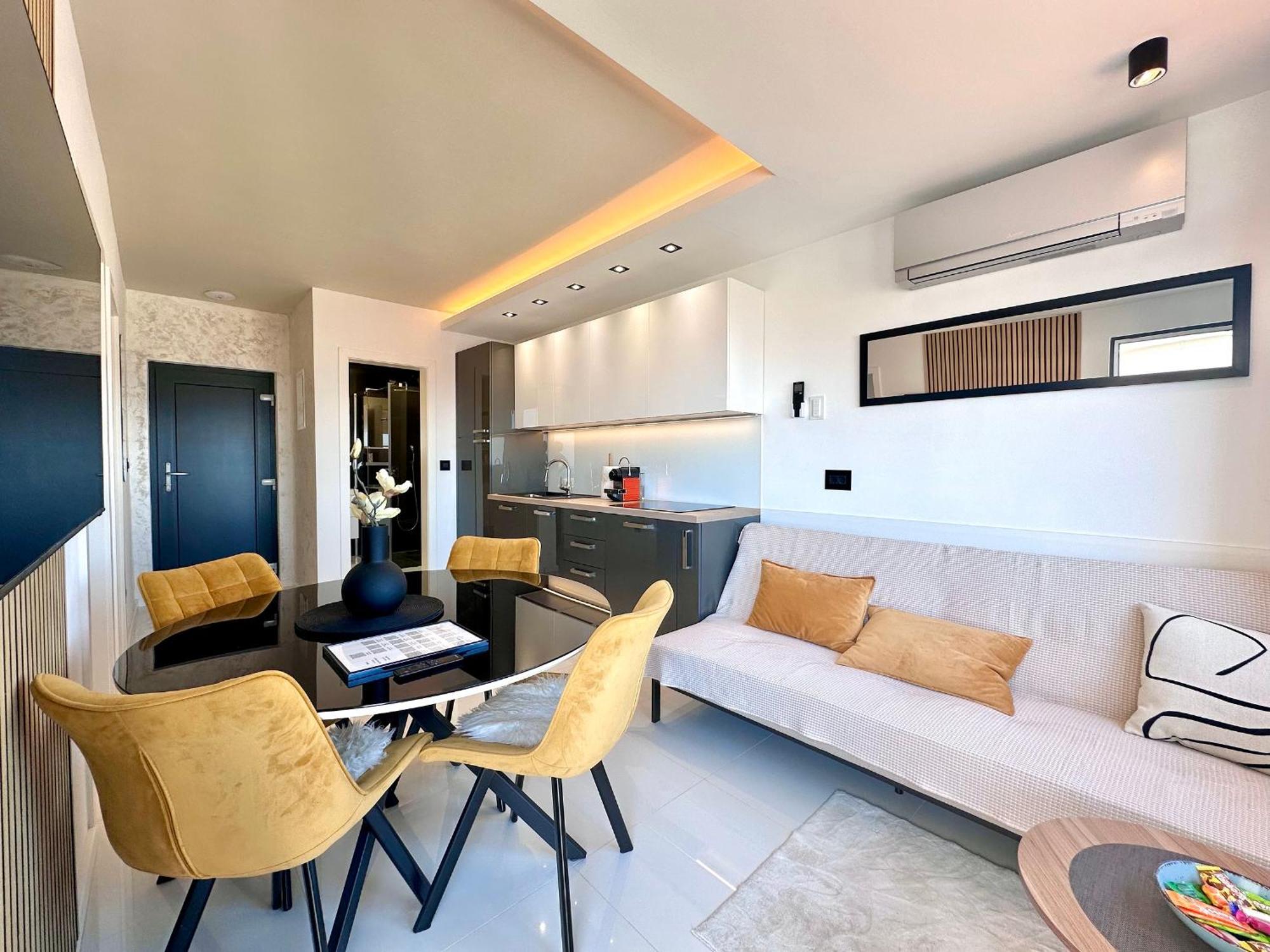 Apartments Sinisa - Krk Town Extérieur photo